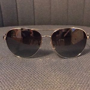 Jessica Simpson aviator sunglasses decent shape